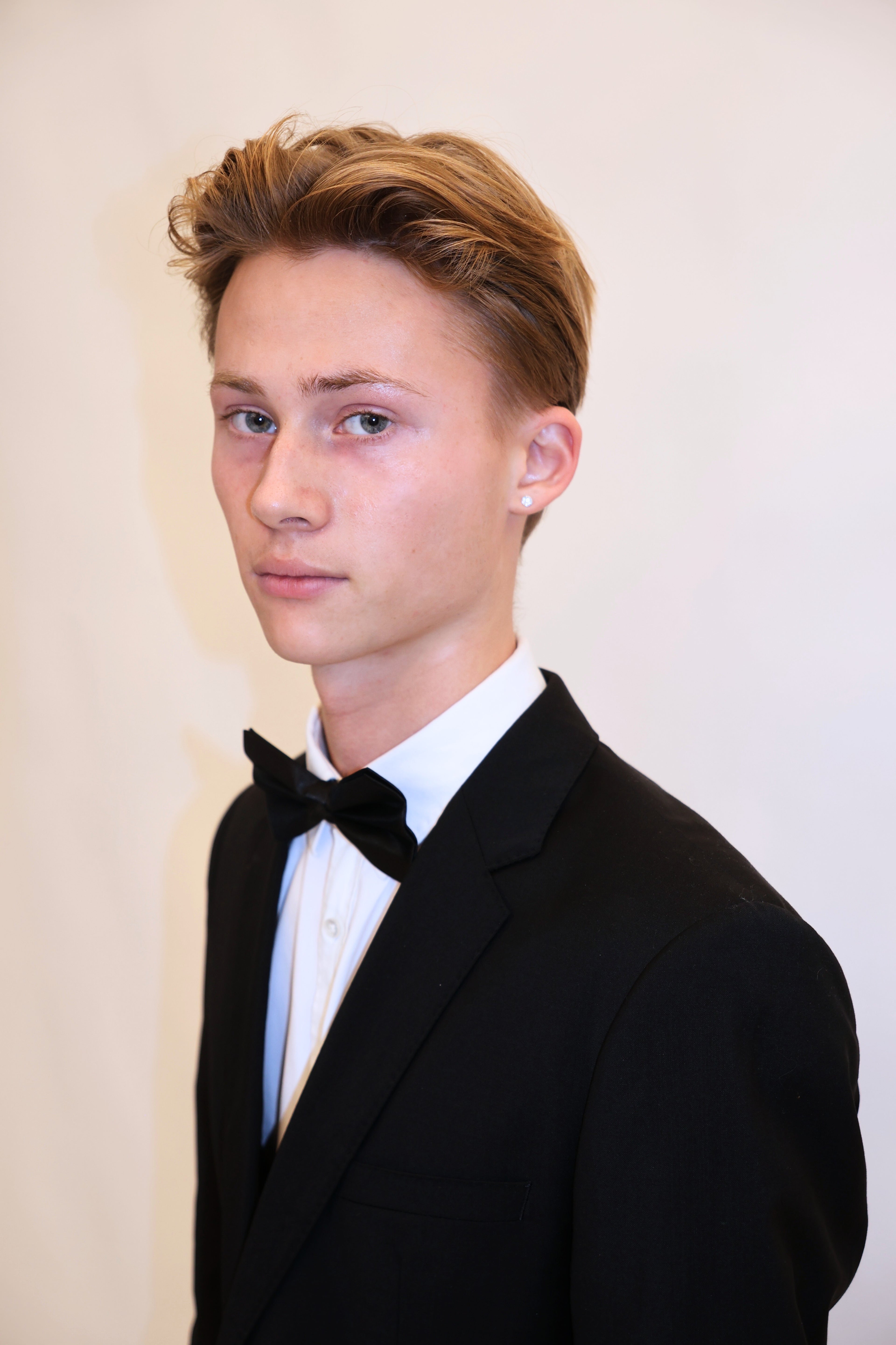 Hugo Boss Sort – 44