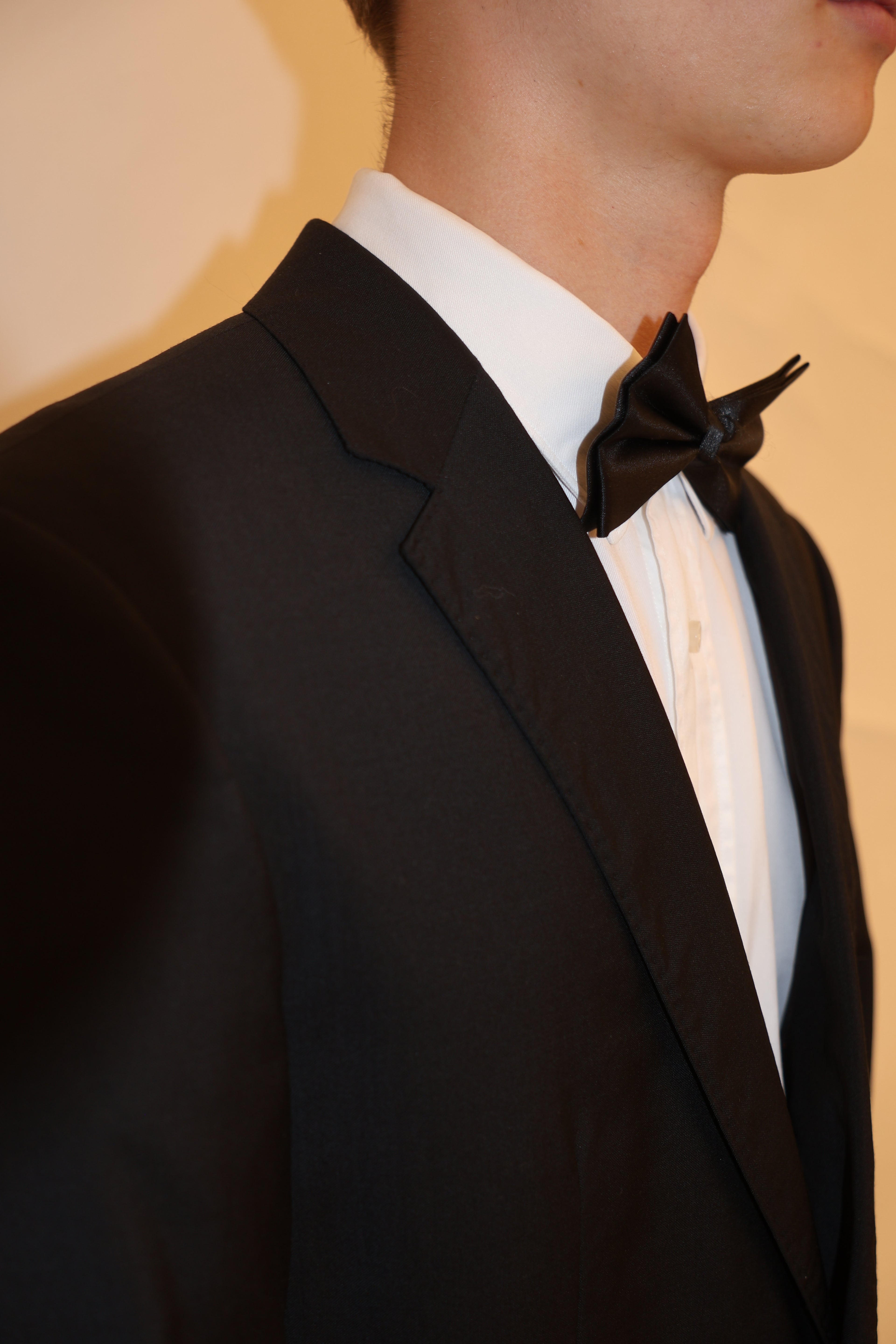 Hugo Boss Sort – 44